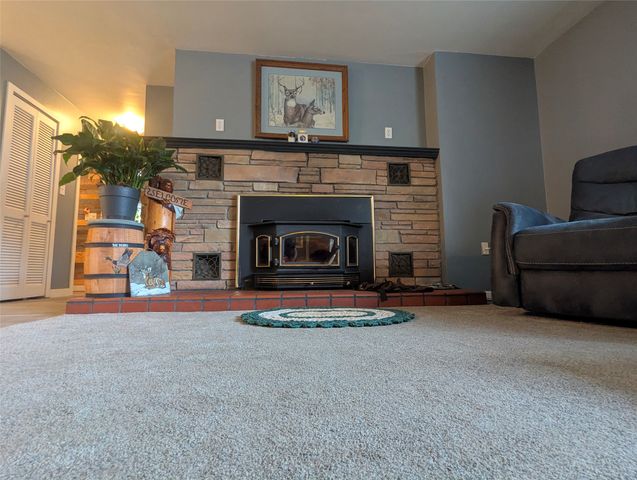 6759 E LAKE Road, Erie, PA 16511