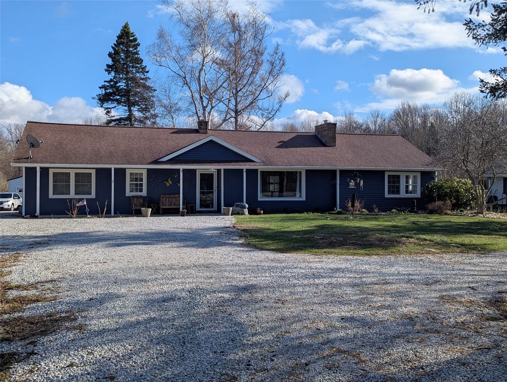 6759 E LAKE Road, Erie, PA 16511