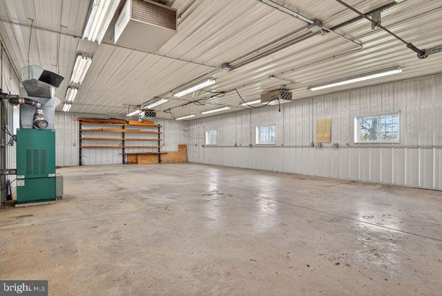 1269 POSSUM LN, Leesport, PA 19533