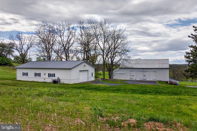 1269 POSSUM LN, Leesport, PA 19533