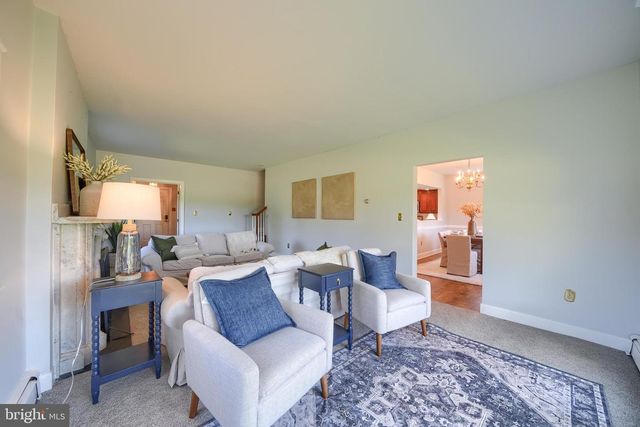1269 POSSUM LN, Leesport, PA 19533