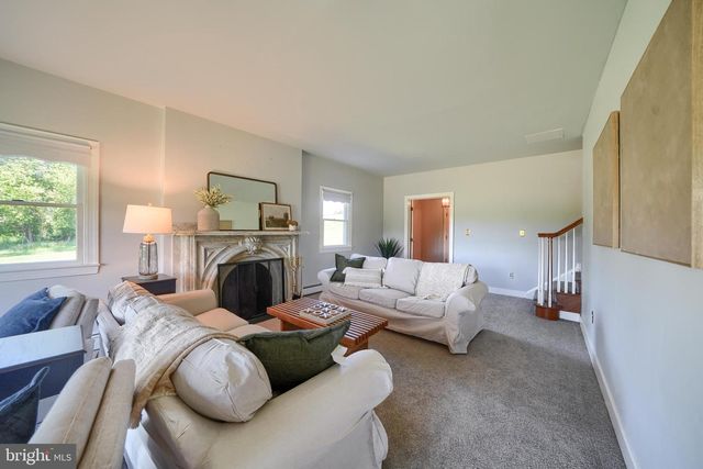 1269 POSSUM LN, Leesport, PA 19533
