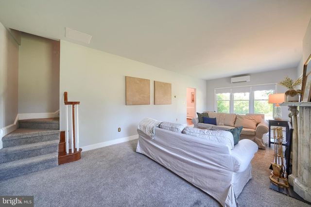 1269 POSSUM LN, Leesport, PA 19533