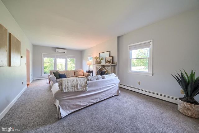 1269 POSSUM LN, Leesport, PA 19533