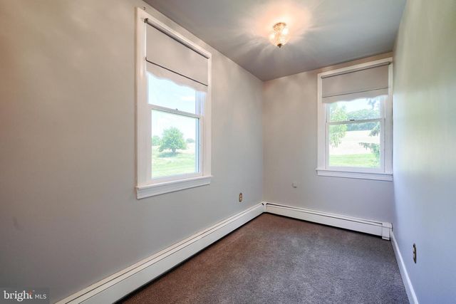 1269 POSSUM LN, Leesport, PA 19533