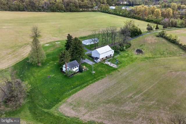 1269 POSSUM LN, Leesport, PA 19533