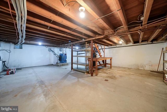 1269 POSSUM LN, Leesport, PA 19533