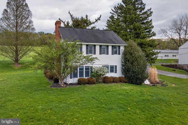 1269 POSSUM LN, Leesport, PA 19533