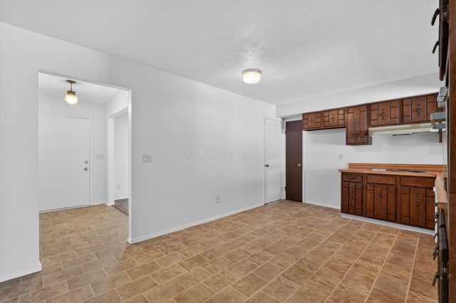 612 E Schrock Road, Westerville, OH 43081