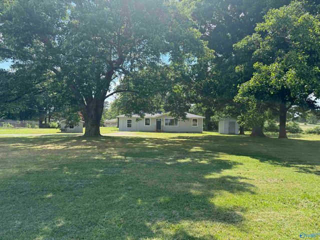 8198 Brindlee Mountain Parkway, Arab, AL 35016