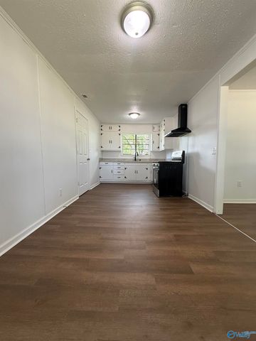 8198 Brindlee Mountain Parkway, Arab, AL 35016