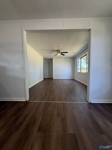 8198 Brindlee Mountain Parkway, Arab, AL 35016