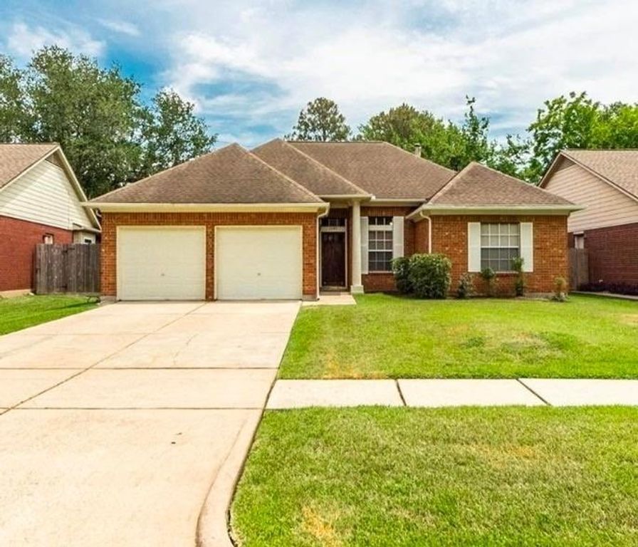 1207 Boulderwoods Drive, Houston, TX 77062