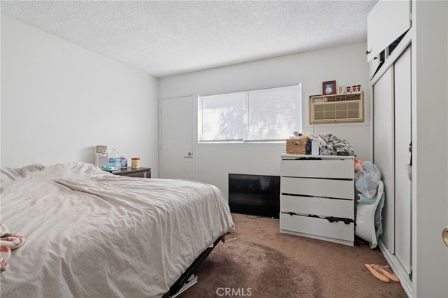 70 S Parkwood, Pasadena, CA 91107