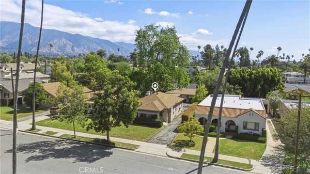 70 S Parkwood, Pasadena, CA 91107