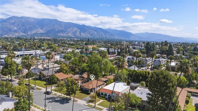 70 S Parkwood, Pasadena, CA 91107