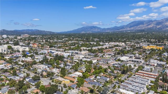 70 S Parkwood, Pasadena, CA 91107