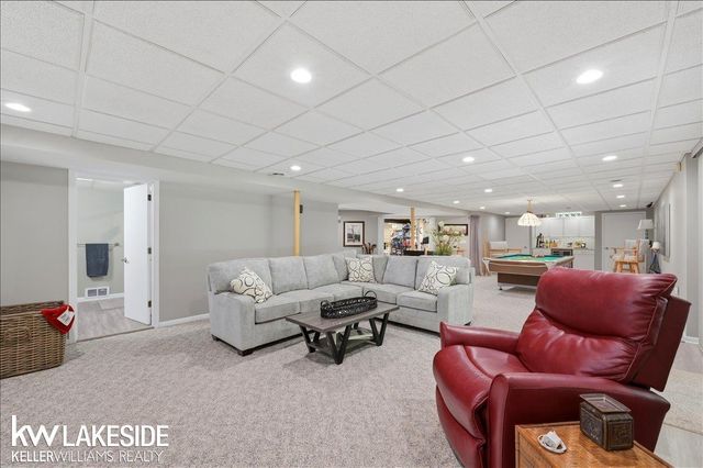 20647 PARKPLACE Lane, Clinton Twp, MI 48036