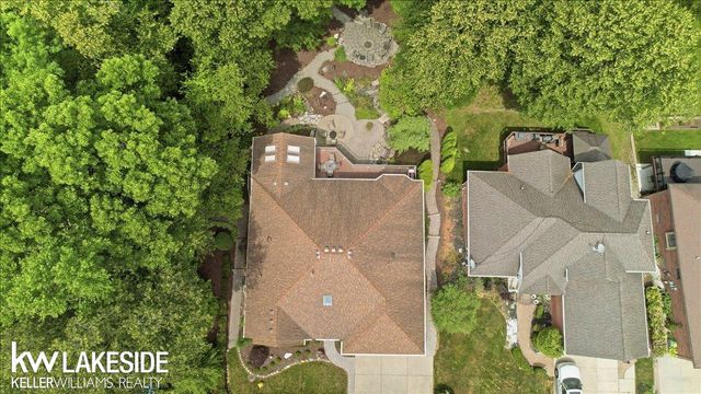 20647 PARKPLACE Lane, Clinton Twp, MI 48036