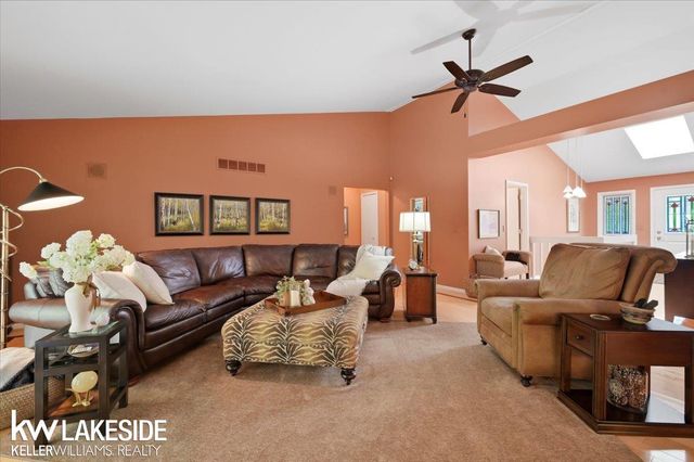 20647 PARKPLACE Lane, Clinton Twp, MI 48036