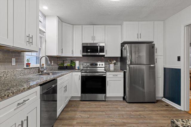 919 Charlotte Avenue, Chattanooga, TN 37421