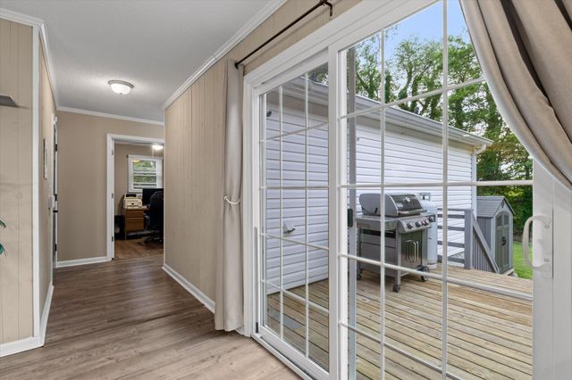 919 Charlotte Avenue, Chattanooga, TN 37421
