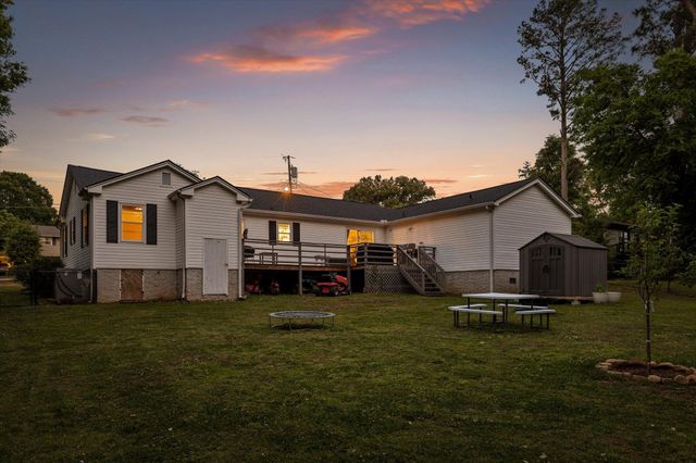 919 Charlotte Avenue, Chattanooga, TN 37421