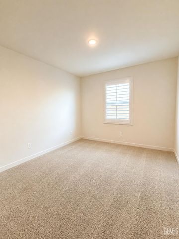 4809 Berkshire Road, Bakersfield, CA 93313