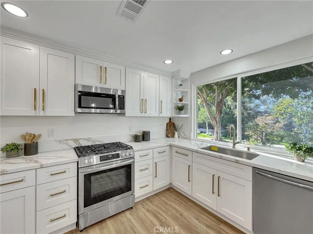 23232 El Greco, Mission Viejo, CA 92692