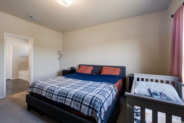 233 Bobwhite Way, San Antonio, TX 78253