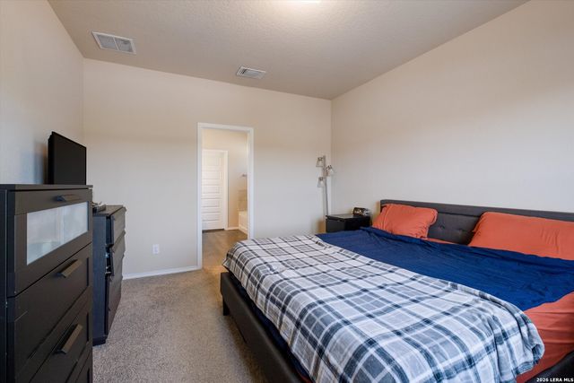 233 Bobwhite Way, San Antonio, TX 78253