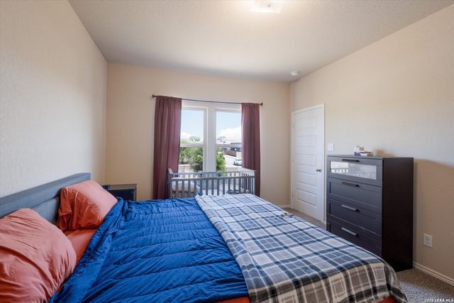 233 Bobwhite Way, San Antonio, TX 78253