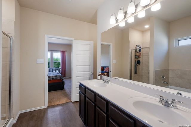 233 Bobwhite Way, San Antonio, TX 78253