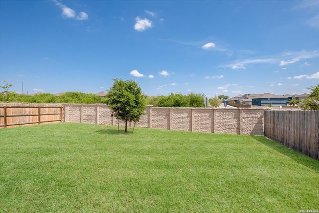 233 Bobwhite Way, San Antonio, TX 78253