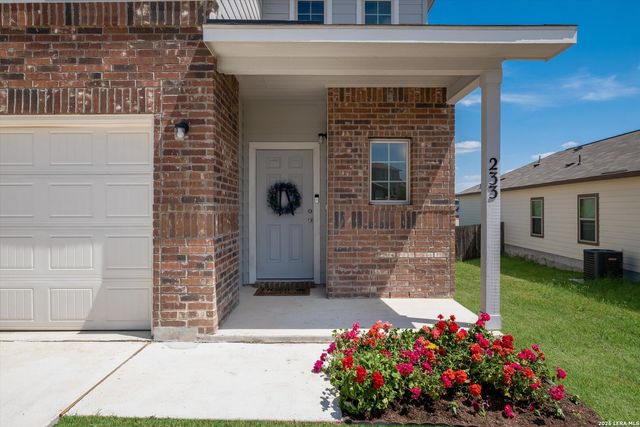 233 Bobwhite Way, San Antonio, TX 78253