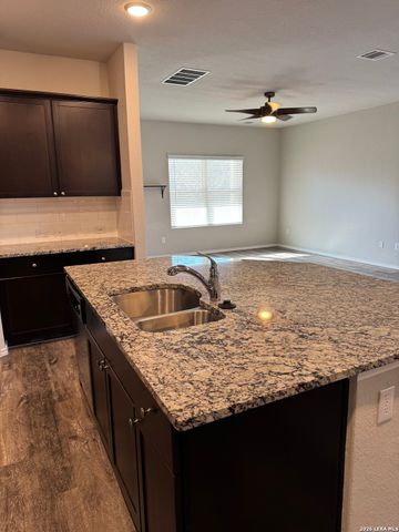 10202 Shadowy Dusk, Schertz, TX 78108