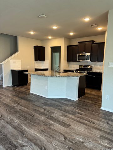 10202 Shadowy Dusk, Schertz, TX 78108