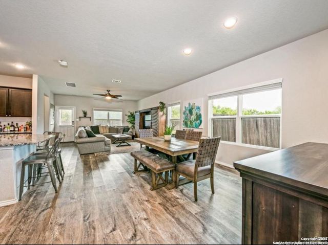 10202 Shadowy Dusk, Schertz, TX 78108