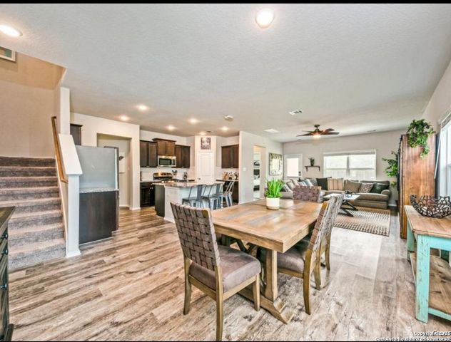 10202 Shadowy Dusk, Schertz, TX 78108