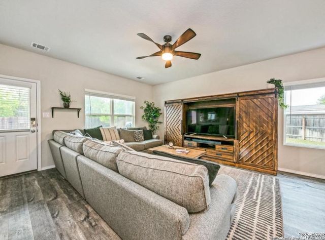 10202 Shadowy Dusk, Schertz, TX 78108