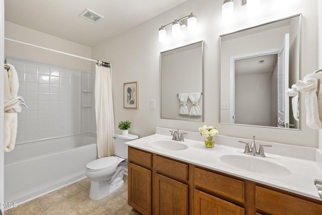 2926 Berkeley Springs Place, Raleigh, NC 27616