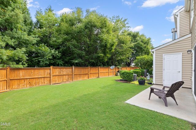 2926 Berkeley Springs Place, Raleigh, NC 27616
