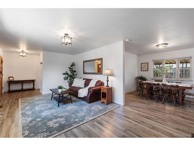 1413 Auburn Dr, Colorado Springs, CO 80909