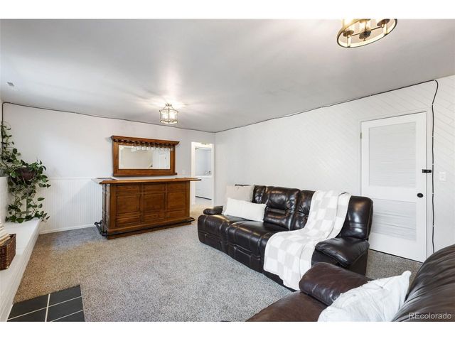 1413 Auburn Dr, Colorado Springs, CO 80909