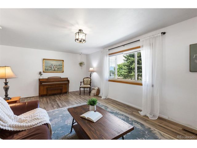 1413 Auburn Dr, Colorado Springs, CO 80909