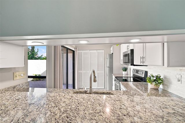 3446 BEEKMAN PLACE 50, Sarasota, FL 34235