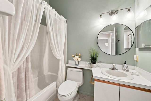 3446 BEEKMAN PLACE 50, Sarasota, FL 34235