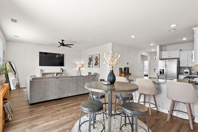 2276 Blackthorn Dr., Conway, SC 29526