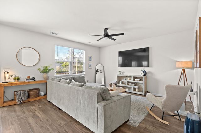 2276 Blackthorn Dr., Conway, SC 29526