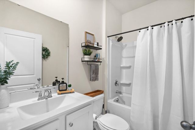 2276 Blackthorn Dr., Conway, SC 29526